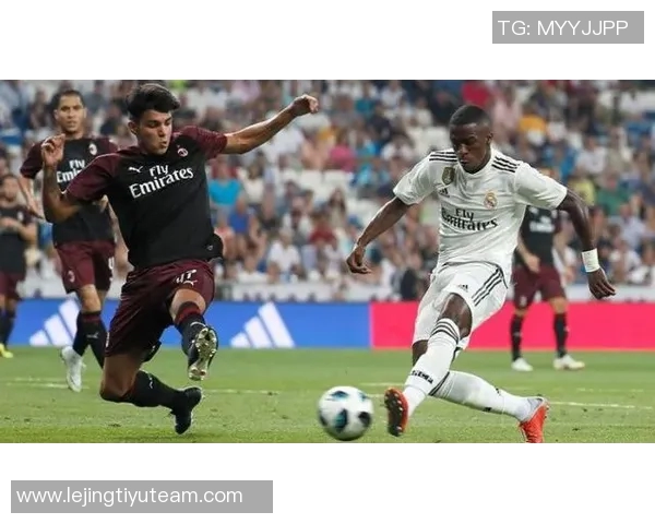 邓加称赞维尼修斯球技出众但认为他尚未成为更衣室领袖