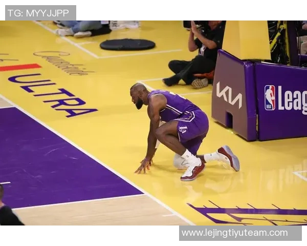 雷迪克透露詹姆斯东契奇缺席对勇士季前赛将影响比赛走势